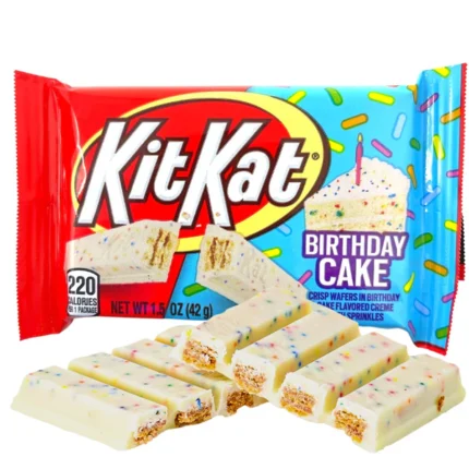 Kit kat birthday cake  1.5 oz (42g)